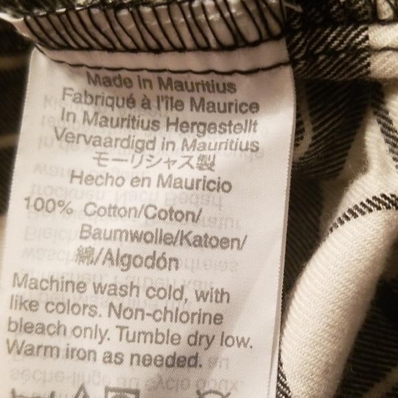 J Crew black and white plaid flannel buttondown - Picture 8 of 8